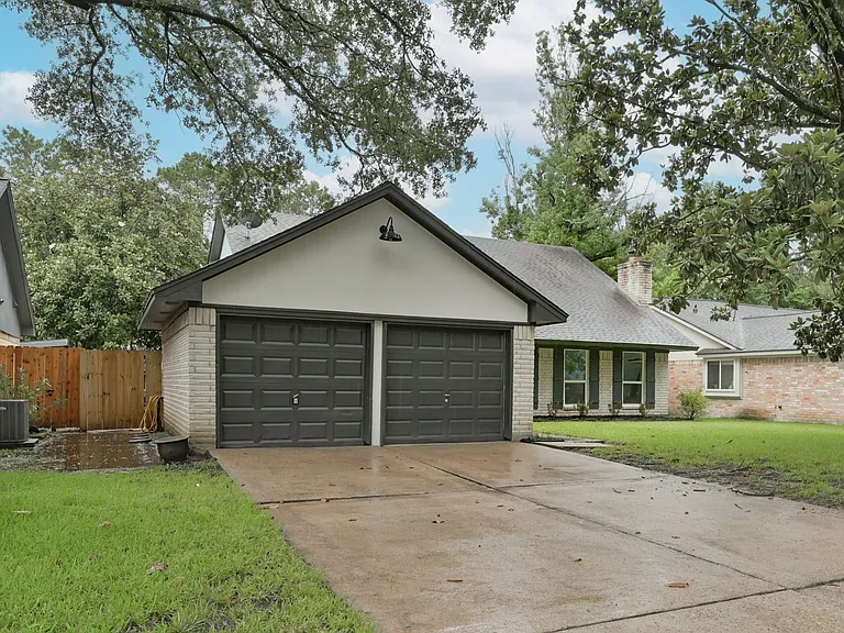3526 Indian Forest Dr — Photo 40
