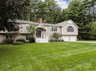 11 Pine Tree Ln, West Greenwich, RI 02817
