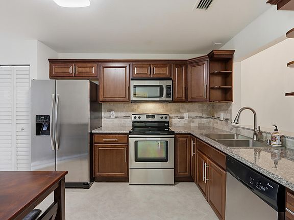 3rd image of 4330 Lucerne Villas Lane