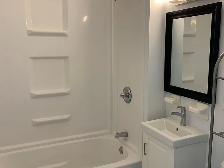 219 W Hill St #2 — Photo 8