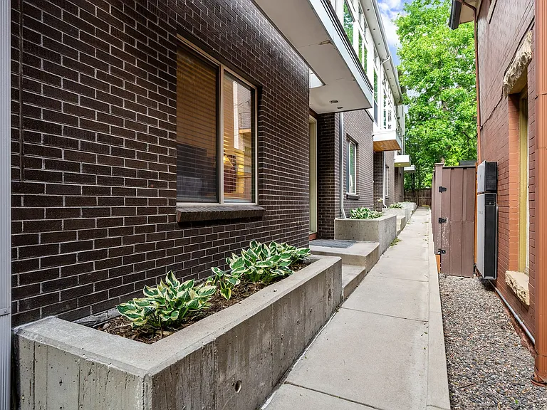 3139 Vallejo St — Photo 4