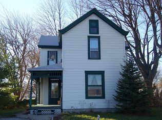 327 3rd St, West College Corner, IN 47003