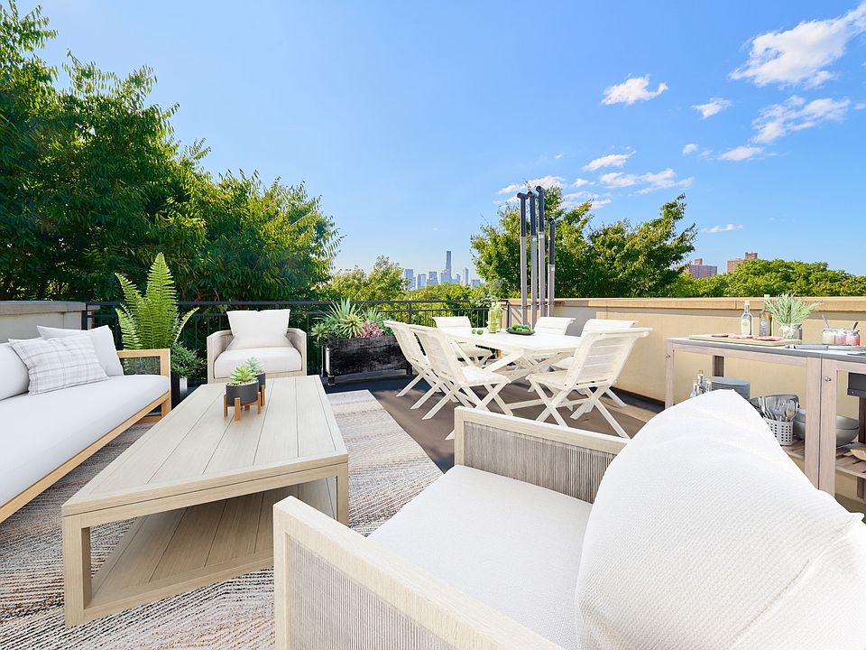 1st image of 37 Irving Pl #6