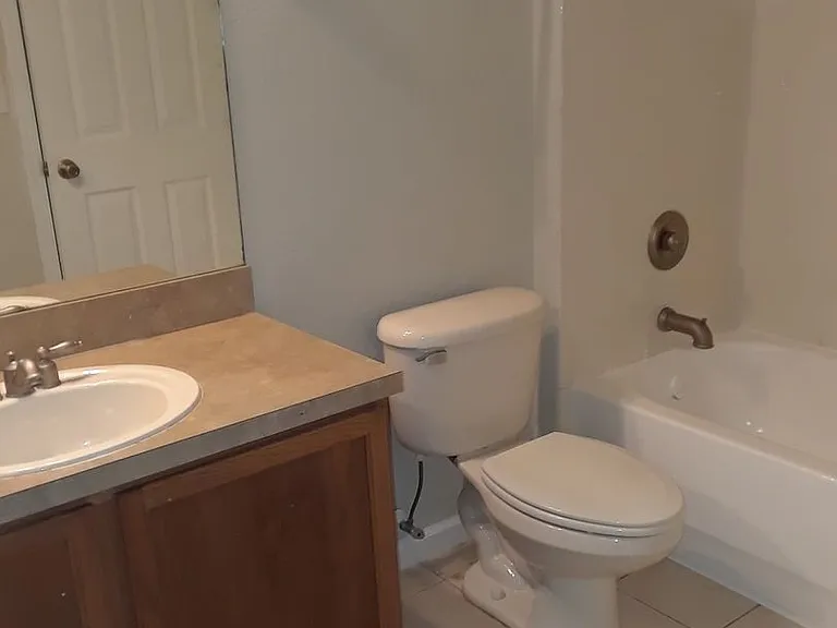 2533 Old Kent Cir — Photo 25