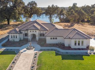 19303 Clover Rd, Redding, CA 96002