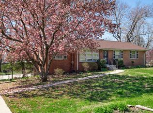 3249 Knobview Dr, Nashville, TN 37214