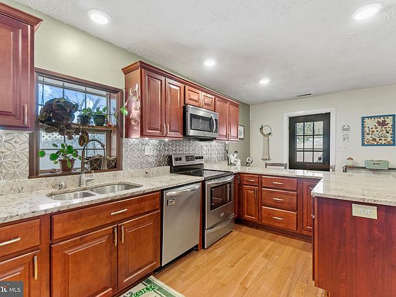 3rd image of 8416 Smallwood Ct