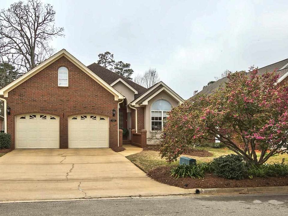 1st image of 3033 Sawgrass Cir
