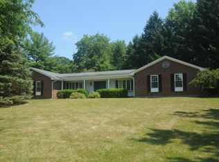 1025 Bon Air Dr, Urbana, OH