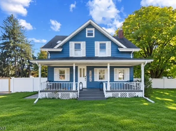 26 W 26linwood Ave, Paramus Boro, NJ 07652
