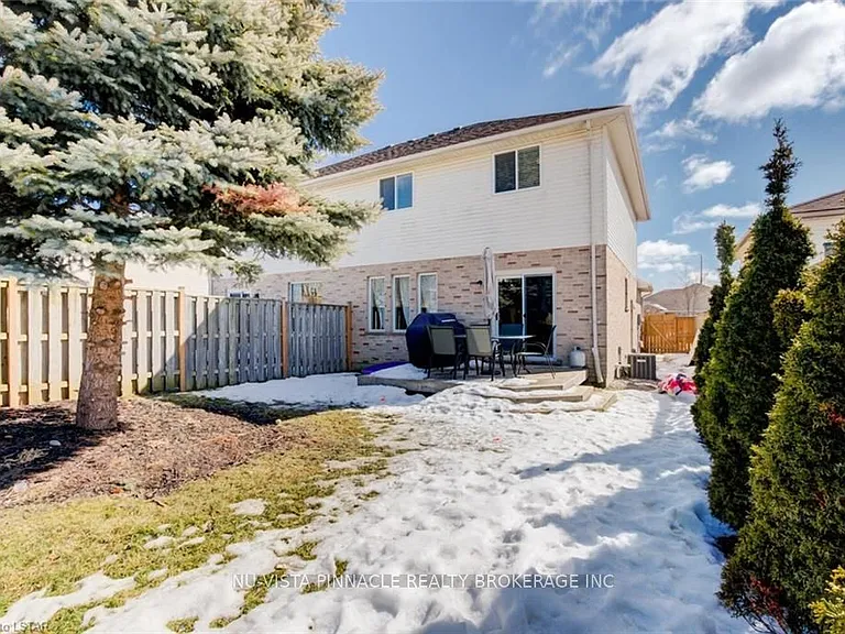 96 Reid Ct — Photo 31