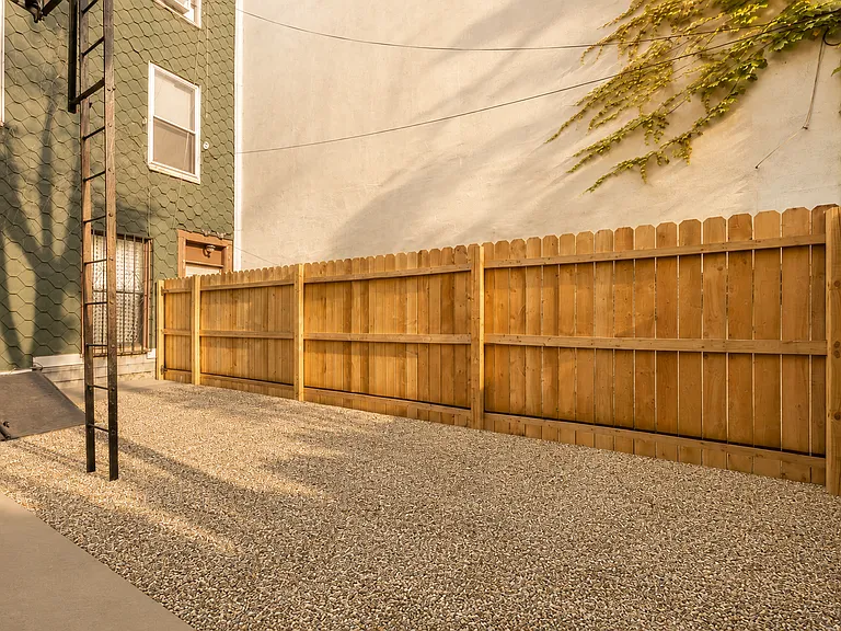 173 N 7th St #1 — Photo 9