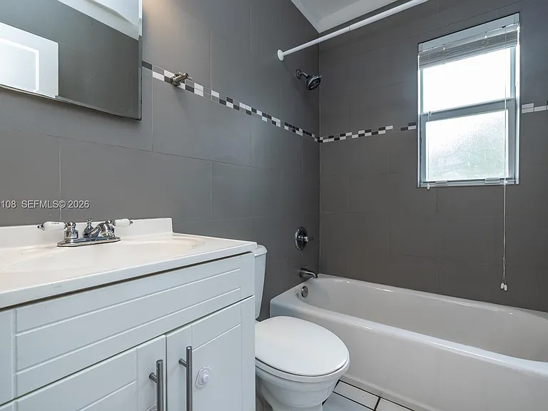 1029 NE 113th St #SOUTH — Photo 13