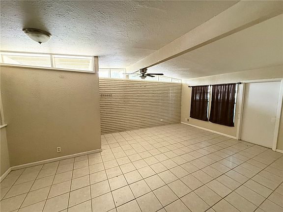 4th image of 4845 Monitor St