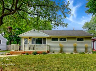 434 W James Way, Cary, IL 60013