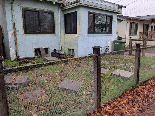 1623 10th St, Berkeley, CA 94710