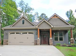 7414 Mountain View Rd, Taylors, SC 29687