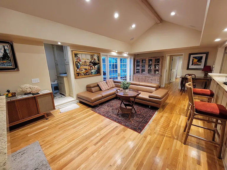 360 Aster St — Photo 62