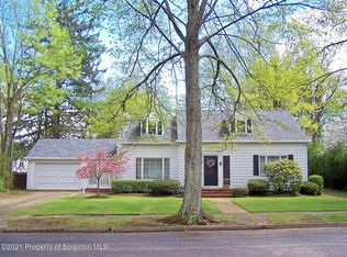 16 Philadelphia Ave, Tunkhannock, PA 18657