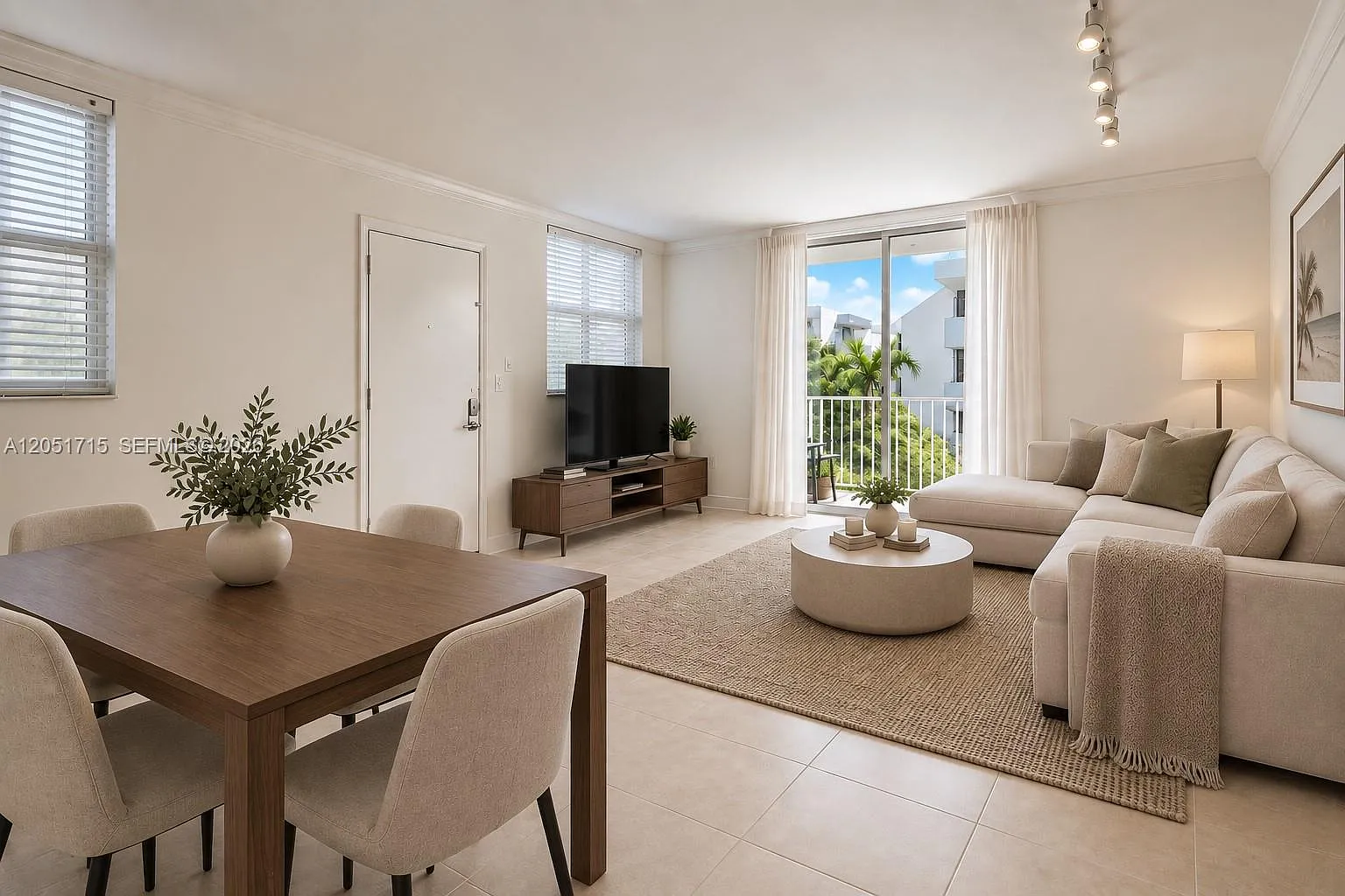 North Bay Villas Condo — Photo 3