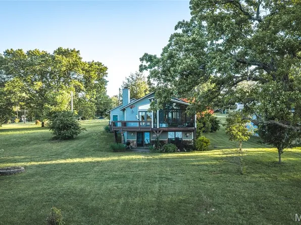 1650 Lakeshore Dr, Cuba, MO 65453