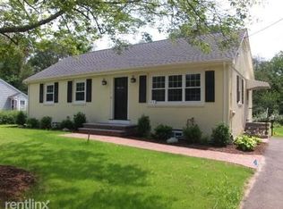 105 Maple St, Lexington, MA 02420