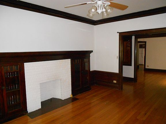 4th image of 5548 N Winthrop Ave #2