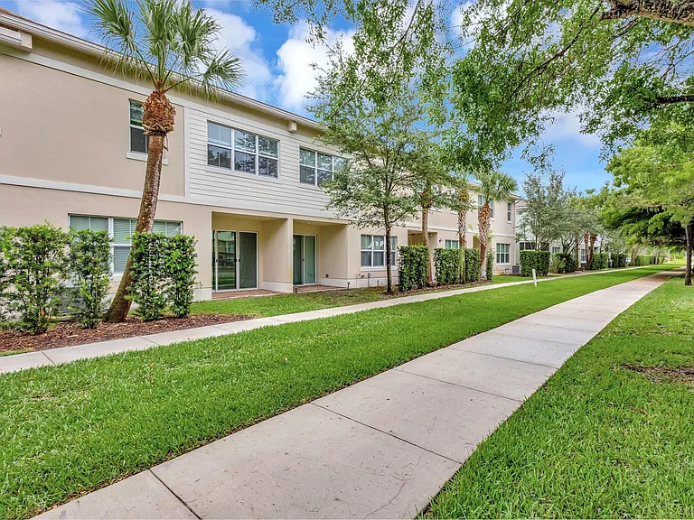 91 Palm Ln — Photo 27