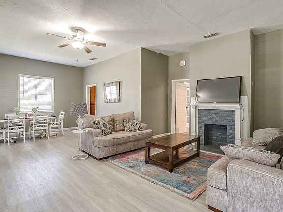 3rd image of 575 W Green St #4