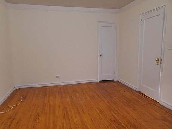 4th image of 41-35 45th St #1CC