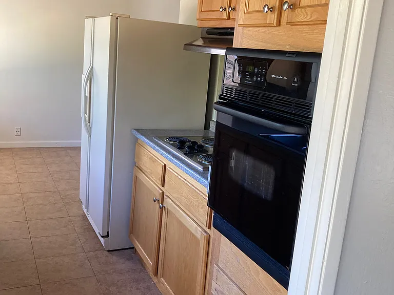 737 Budd Ave — Photo 11