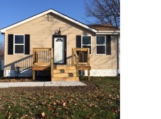7011 Humbert Rd, Godfrey, IL 62035