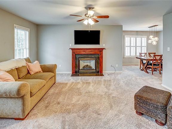 5th image of 9701 Snowberry Ct