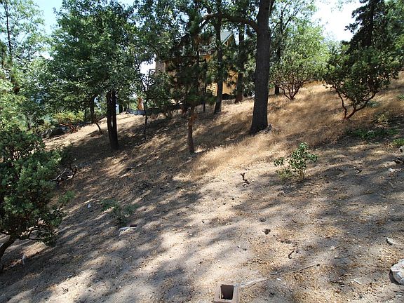 4th image of 27456 Alpen Dr