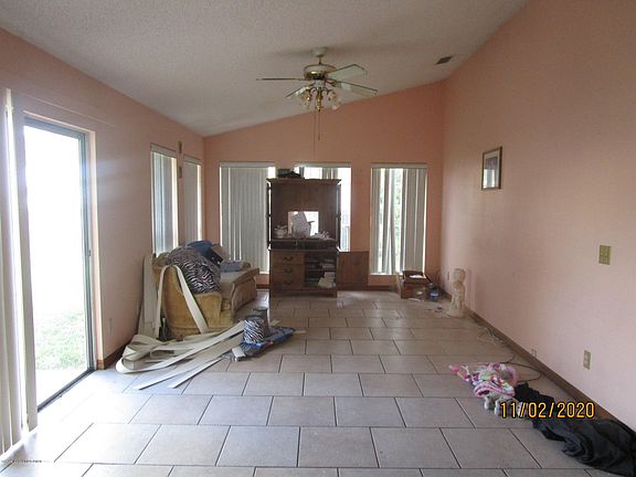 4th image of 3479 Fan Palm Blvd