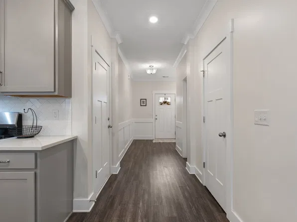 100 Grey Oak Trl, Greer, SC 29650