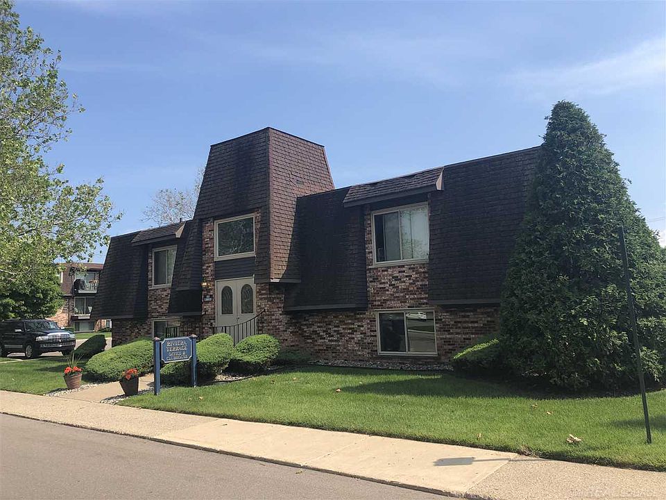 1st image of 460 Riviera Dr