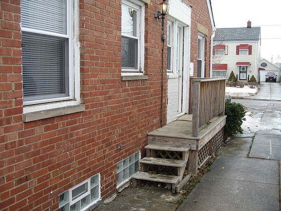 2nd image of 20700 Tracy Ave