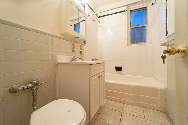 Rented by Compass | media 15