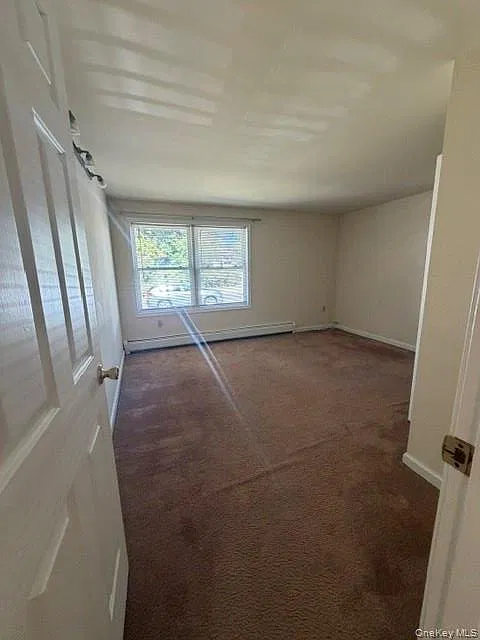 3 bed, 1.5 bath, 2100 sqft, $3,600 — Photo 4