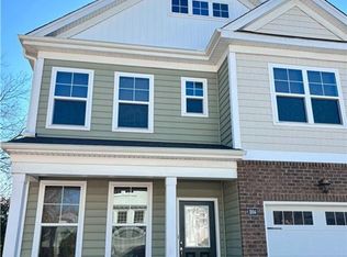 1004 Crown Grant Ct, Virginia Beach, VA 23455