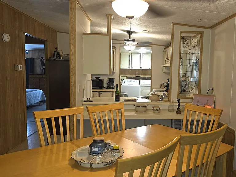 259 S Dolphin Cir — Photo 6