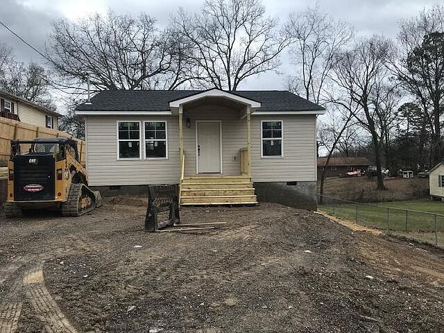 1st image of 15 Magnolia St
