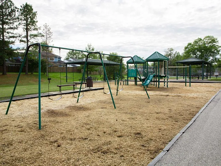 Glenn Forest - Liberty Military Housing — Photo 13