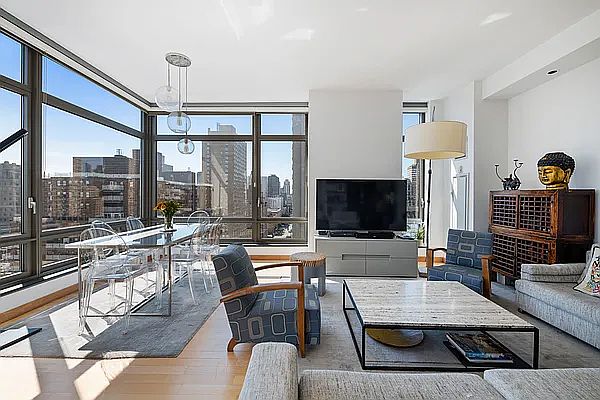 1st image of 450 E 83rd St #14CE