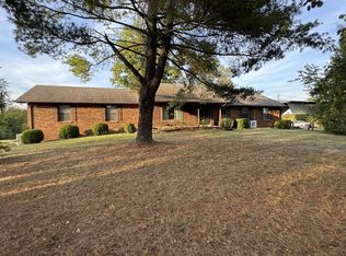 3068 Joe Dowlen Rd, Pleasant View, TN 37146