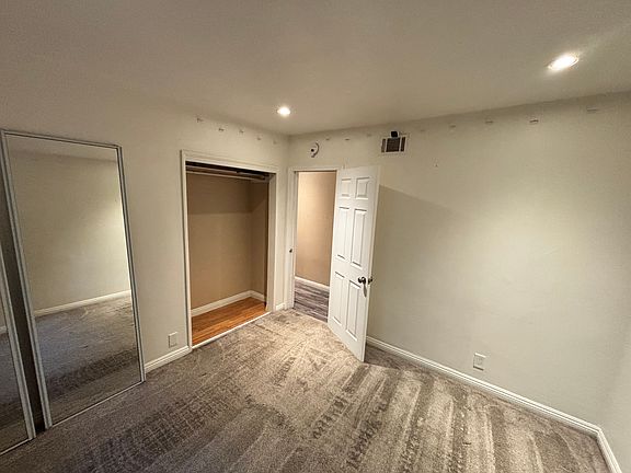 4th image of 11 Mayflower St