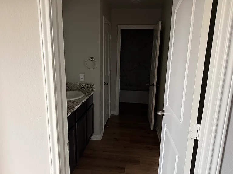 105 Declaration Ln — Photo 12