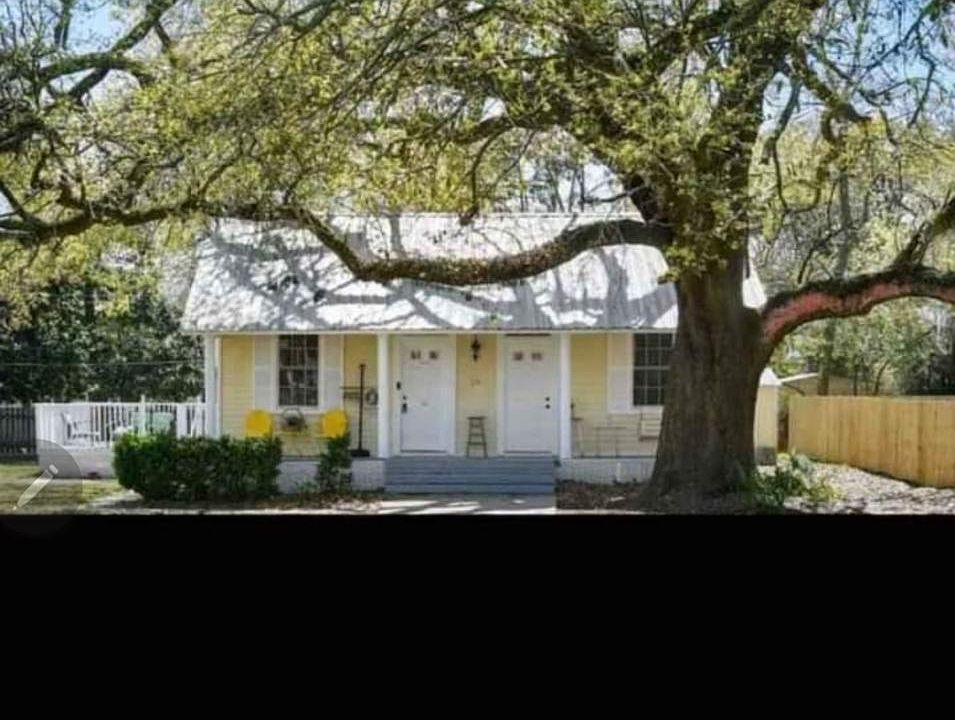 1st image of 115 23rd St