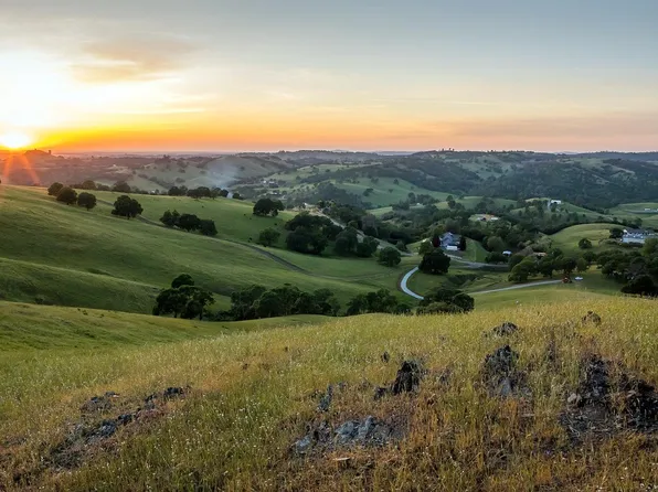 9840 New Chicago Rd, Drytown, CA 95699